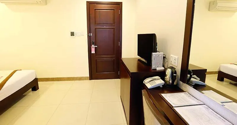 Hoang Sa Hotel Da Nang 3*,  Vietnam